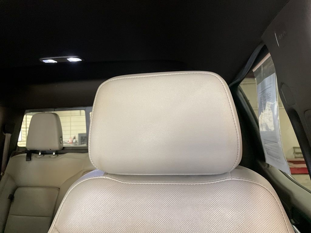 Used 2020 Chevrolet Silverado 1500 LTZ w/ LTZ Plus Package image 11