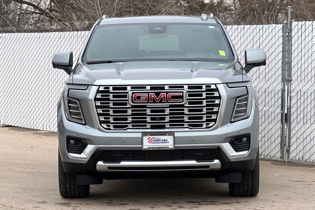 New 2026 GMC Yukon Denali w/ Denali Reserve Package AWD/4WD image 6