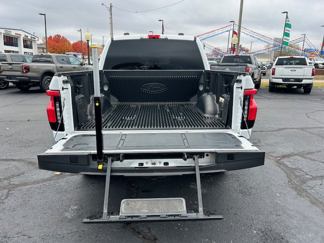 Used 2024 Ford F150 Lightning Flash AWD/4WD image 8
