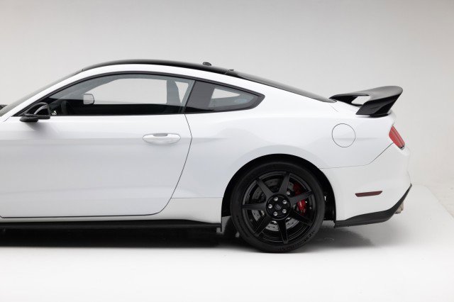 Used 2017 Ford Mustang Shelby GT350R w/ GT350R Equipment Group 920A image 19