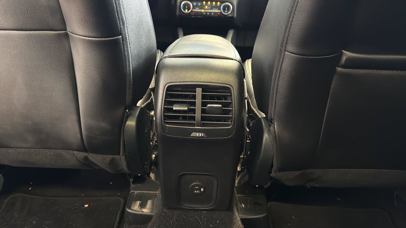Used 2022 Ford Escape SEL w/ Technology Package FWD image 26