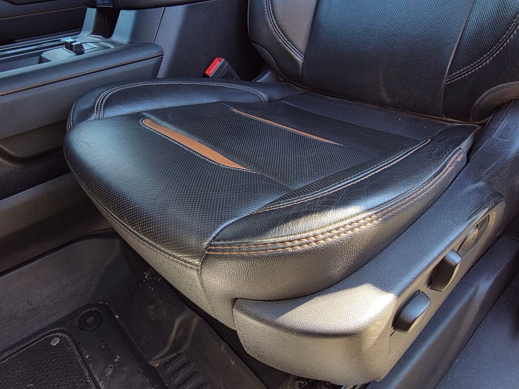 Used 2024 GMC Sierra 2500 AT4 w/ Technology Package AWD/4WD image 22