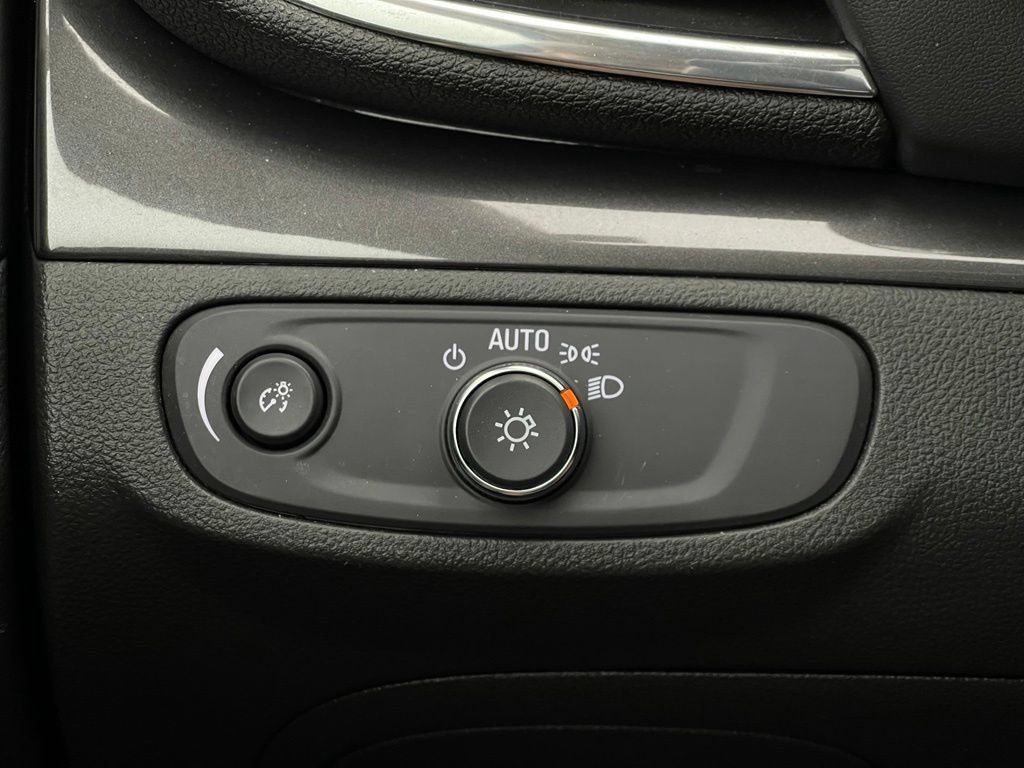 Used 2019 Buick Encore Preferred FWD image 21