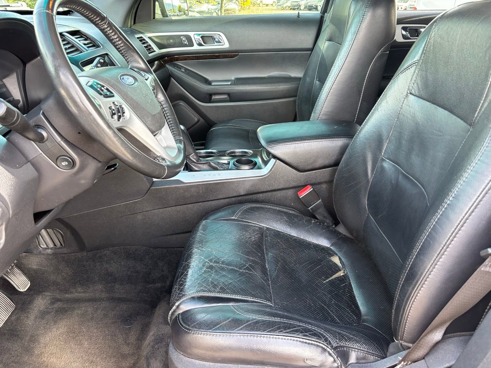 Used 2011 Ford Explorer Limited w/ 301A Rapid Spec Order Code image 18