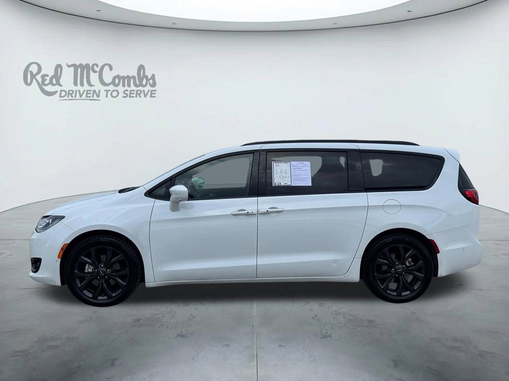 Used 2020 Chrysler Pacifica Touring-L Plus image 2