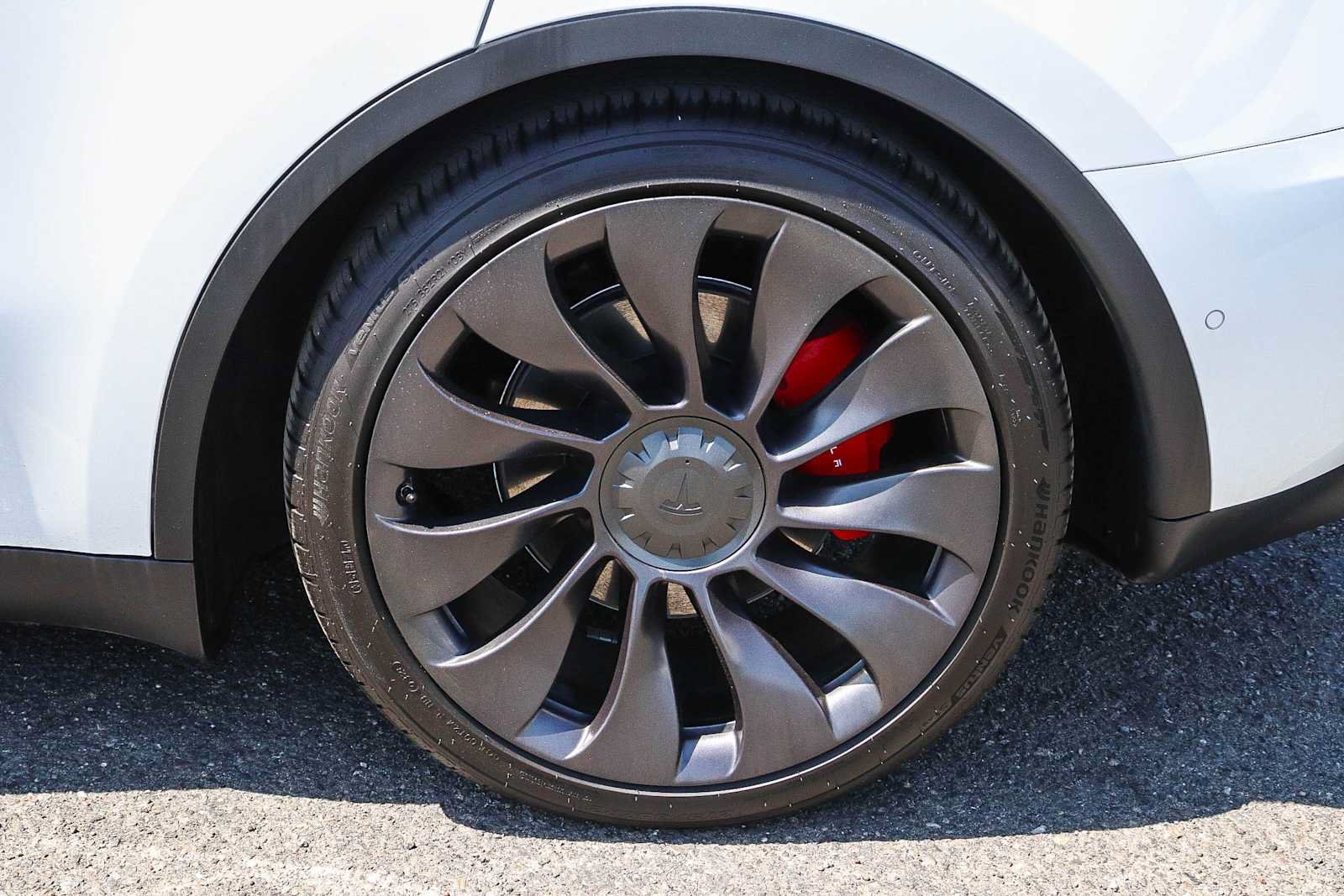 Used 2021 Tesla Model Y Performance AWD/4WD image 13
