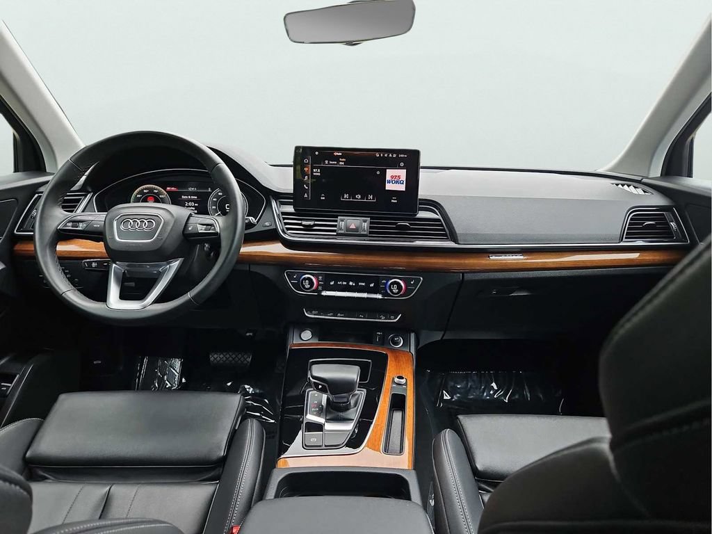 Certified 2024 Audi Q5 e Premium AWD/4WD image 30
