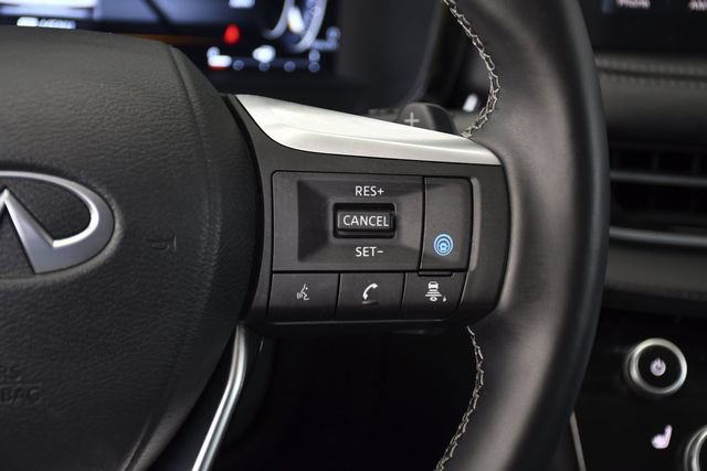 Used 2025 INFINITI QX60 Sensory w/ Vision Package AWD/4WD image 9