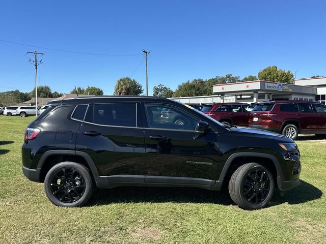 New 2026 Jeep Compass Latitude AWD/4WD image 6