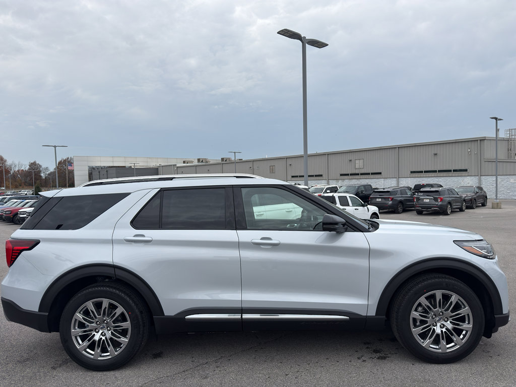 New 2026 Ford Explorer Platinum image 4