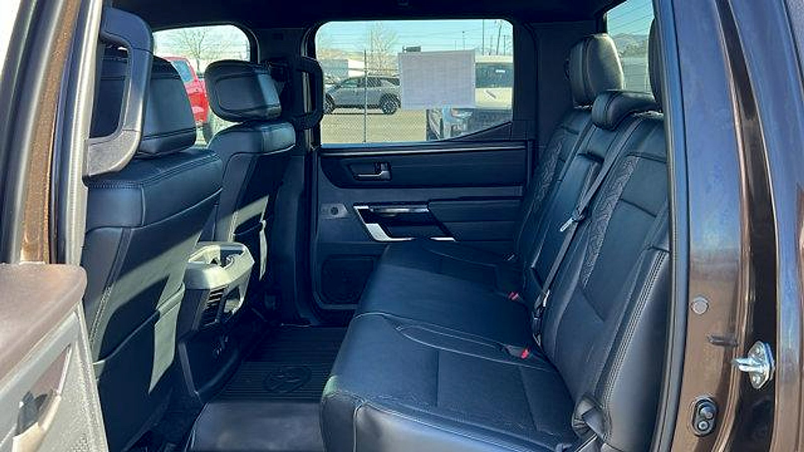 Used 2025 Toyota Tundra Limited image 14