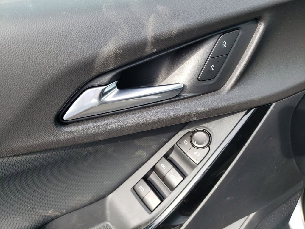 New 2026 Chevrolet Equinox LT image 17