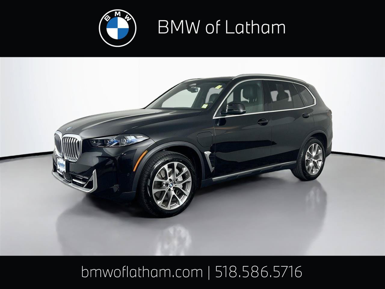 Used 2026 BMW X5 xDrive50e w/ Premium Package AWD/4WD image 1