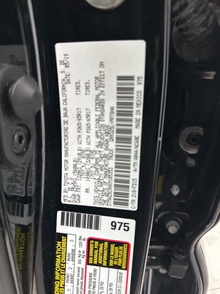 Used 2019 Toyota Tacoma TRD Sport w/ Technology Package image 30