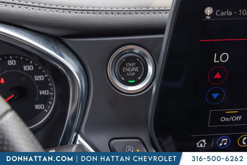Used 2025 Chevrolet Blazer LT FWD image 8