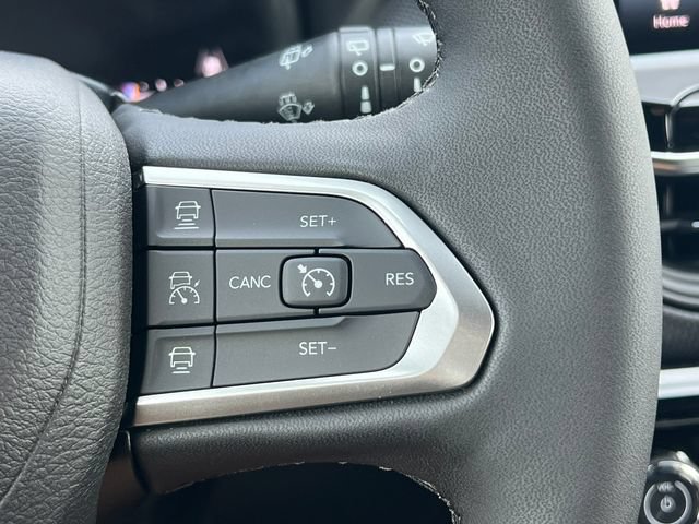 New 2026 Jeep Compass Limited AWD/4WD image 17