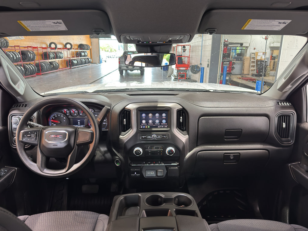 Used 2025 GMC Sierra 2500 Pro AWD/4WD image 13