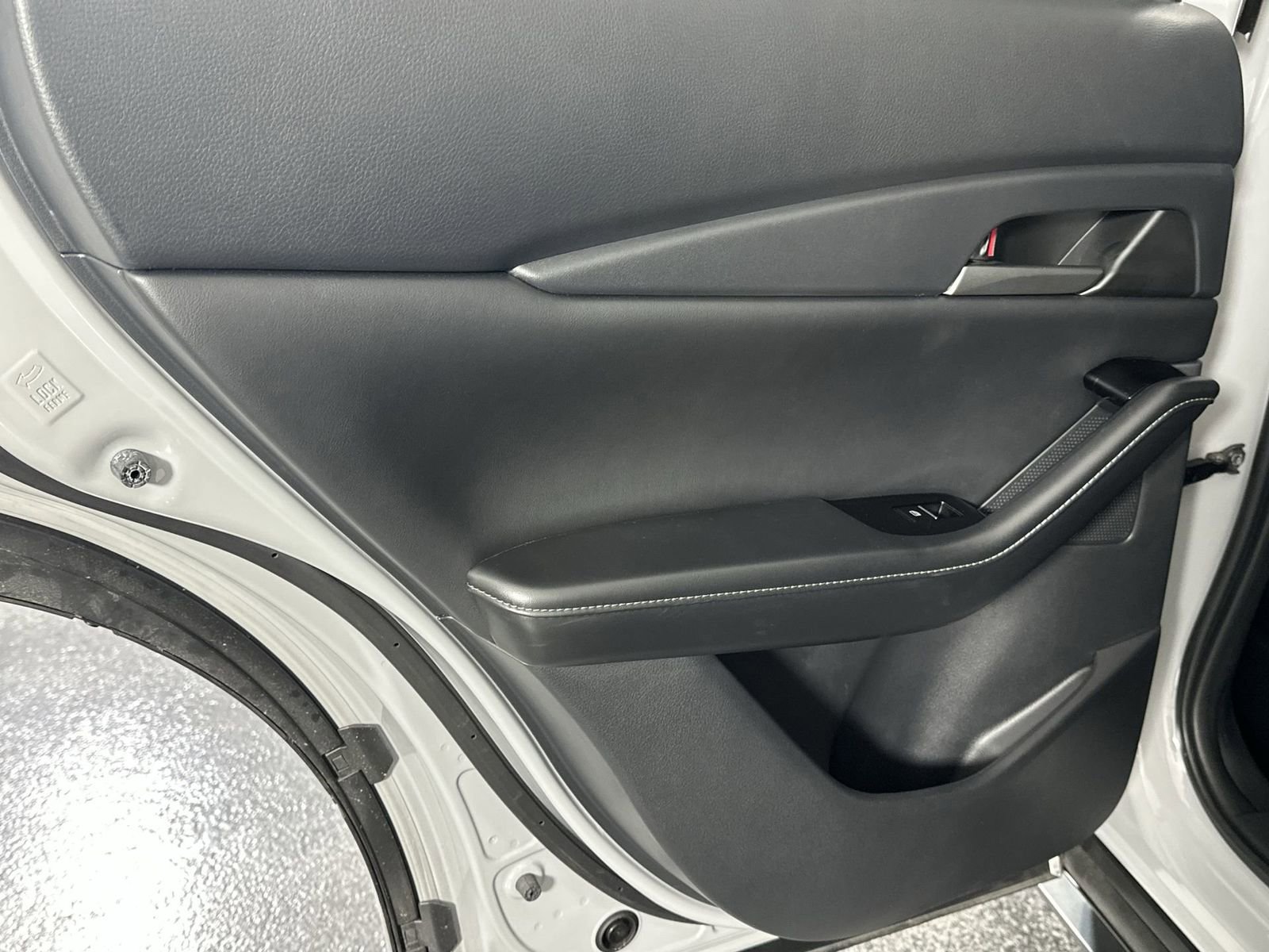 Used 2025 MAZDA CX-30 AWD 2.5 S w/ Select Sport Pkg image 34