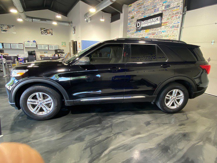 Used 2020 Ford Explorer XLT w/ Equipment Group 202A AWD/4WD image 5