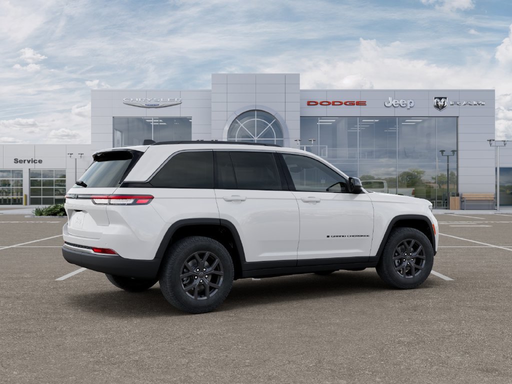 New 2027 Jeep Grand Cherokee 4WD image 4