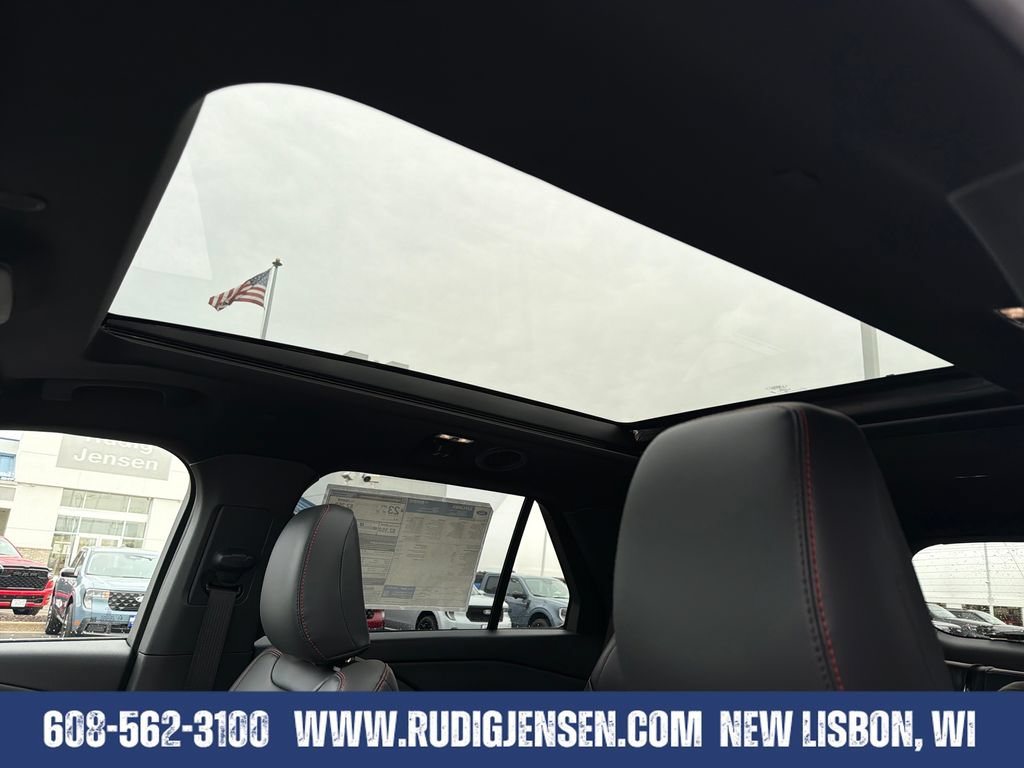 New 2026 Ford Explorer ST-Line w/ ST-Line Street Pack AWD/4WD image 24