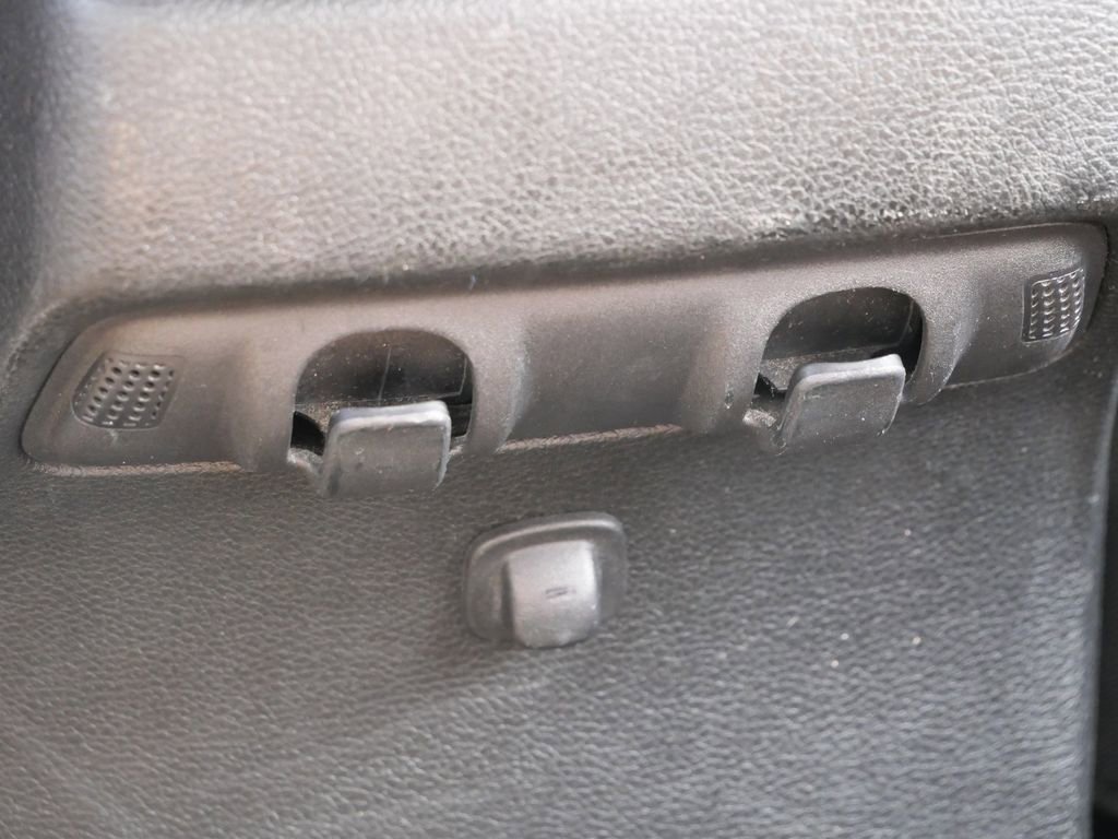 Used 2013 Jeep Wrangler Sport AWD/4WD image 28