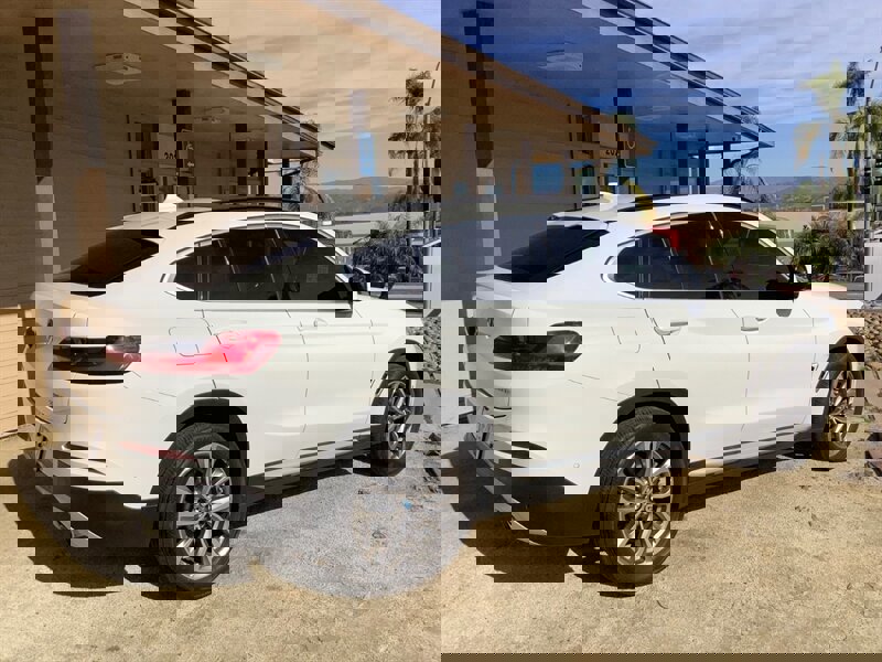 Used 2019 BMW X4 xDrive30i w/ Convenience Package image 4