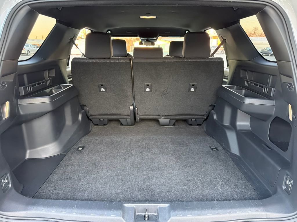 Used 2025 Toyota 4Runner SR5 image 36