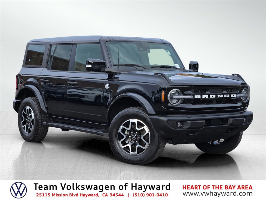 Used 2024 Ford Bronco Outer Banks image 1