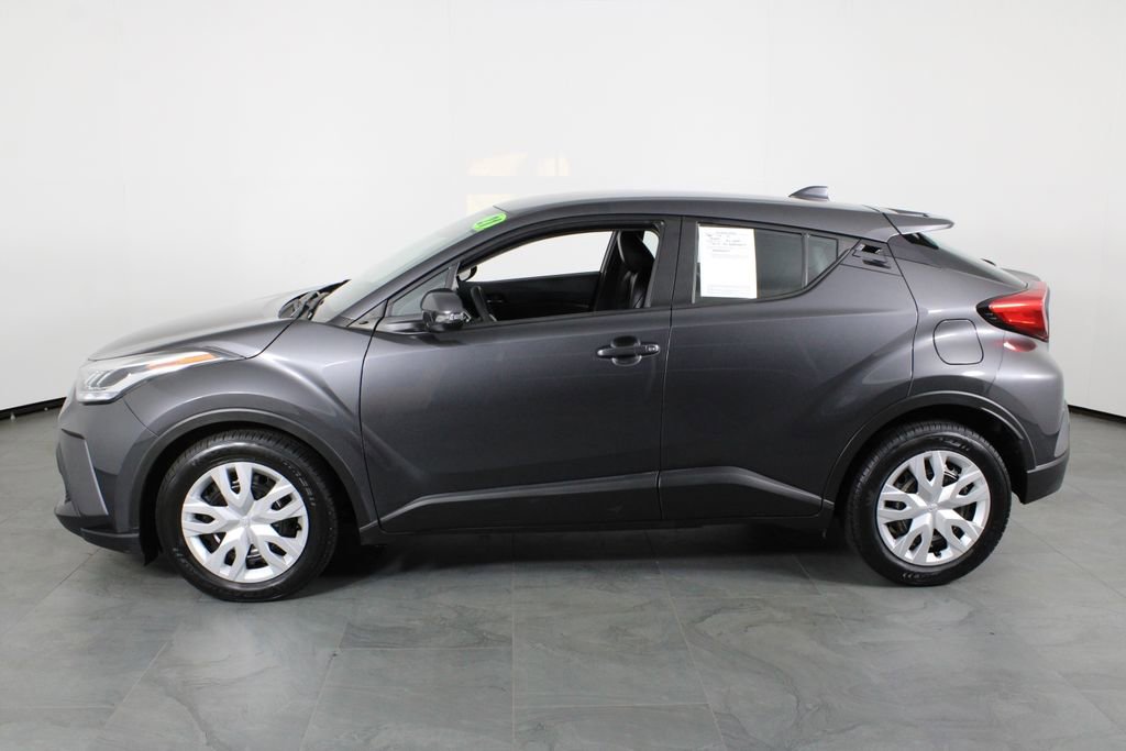 Used 2021 Toyota C-HR LE FWD image 10