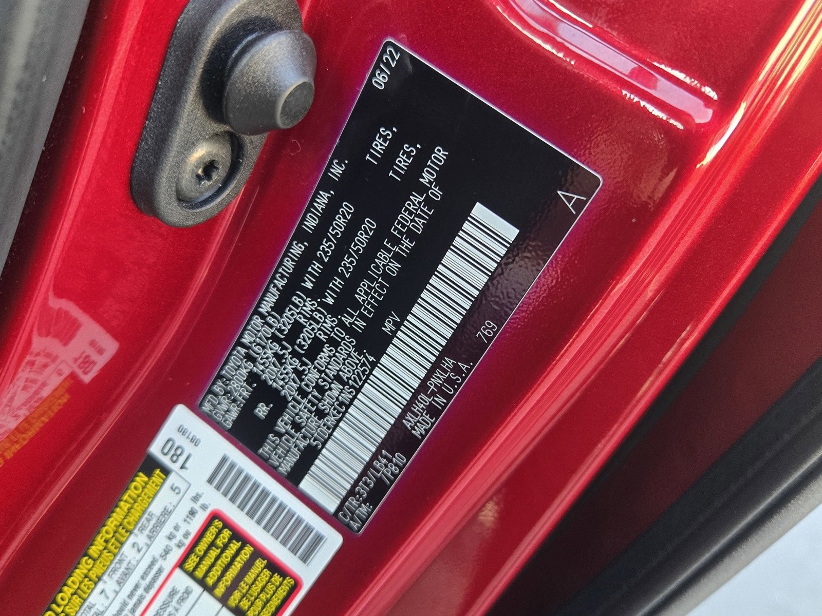 Certified 2022 Toyota Sienna Platinum image 31