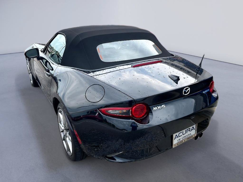 Used 2023 MAZDA MX-5 Miata Grand Touring RWD image 3