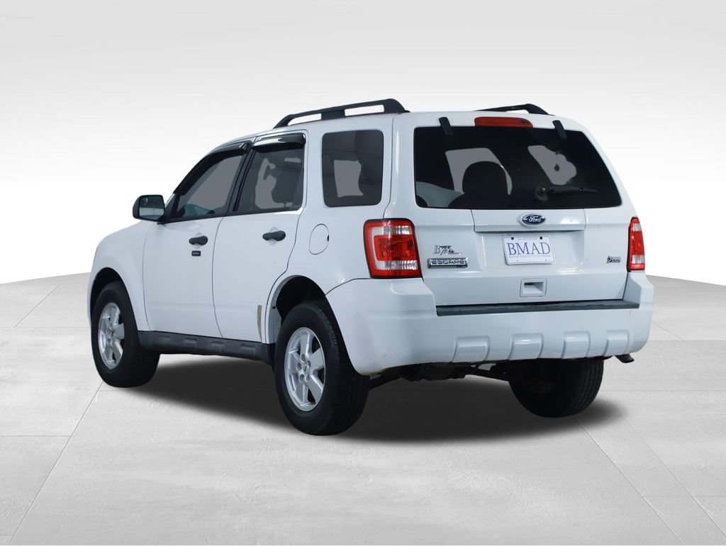Used 2010 Ford Escape XLT AWD/4WD image 6