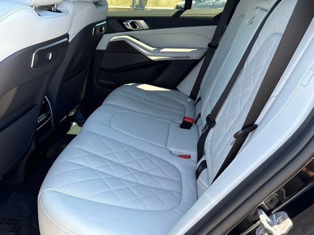 Used 2025 BMW X5 xDrive40i w/ Premium Package AWD/4WD image 30