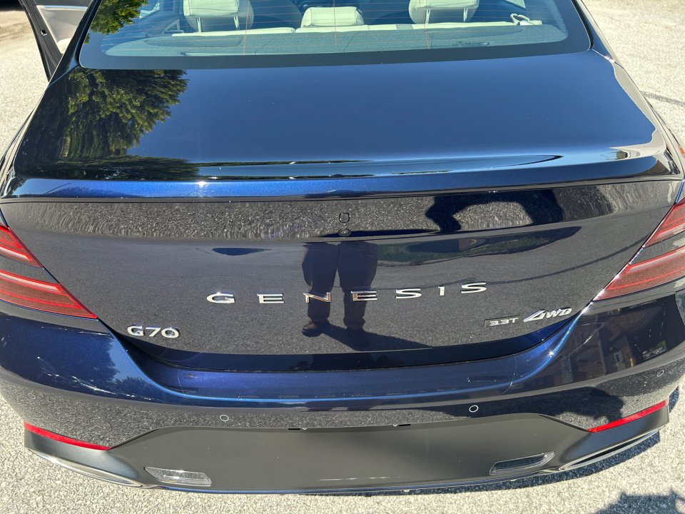 Used 2023 Genesis G70 3.3T w/ Sport Advanced Package AWD/4WD image 14