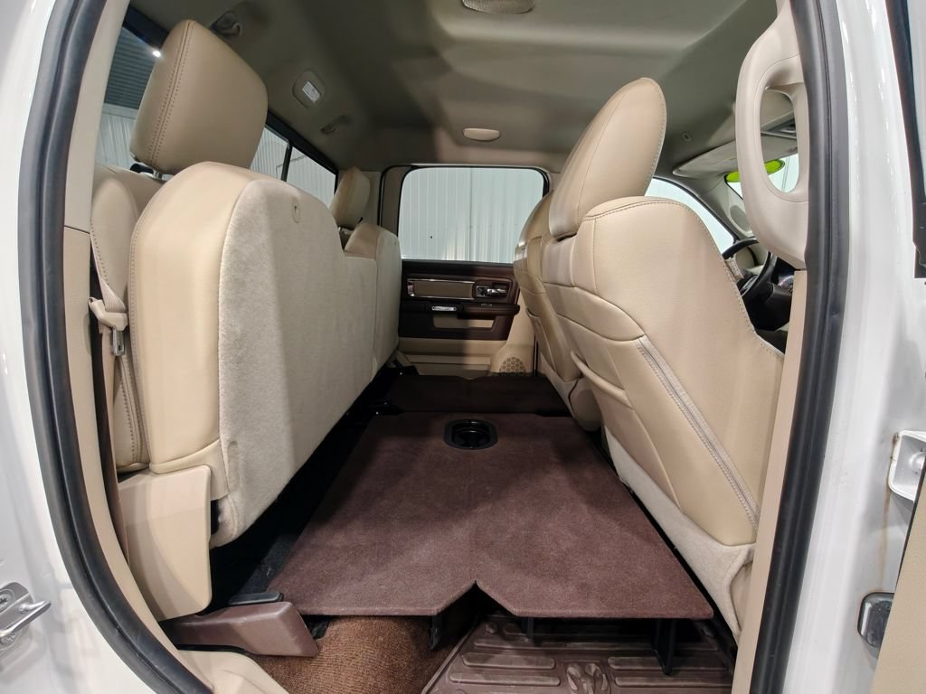 Used 2017 RAM 1500 Laramie w/ Convenience Group AWD/4WD image 29