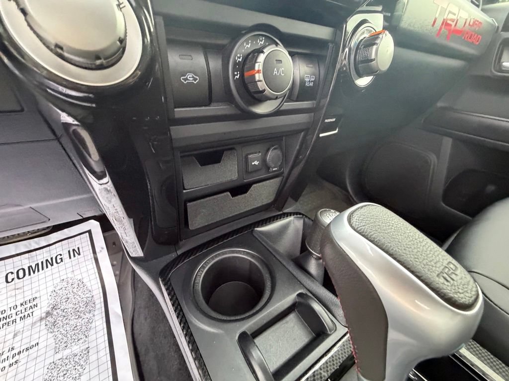 Used 2022 Toyota 4Runner TRD Off-Road Premium w/ Moonroof Package AWD/4WD image 29