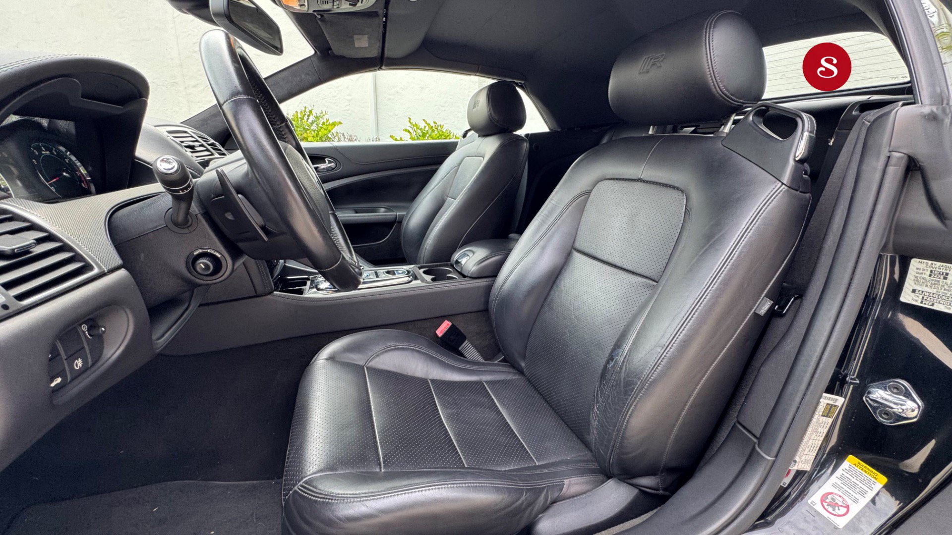 Used 2012 Jaguar XKR R RWD image 19