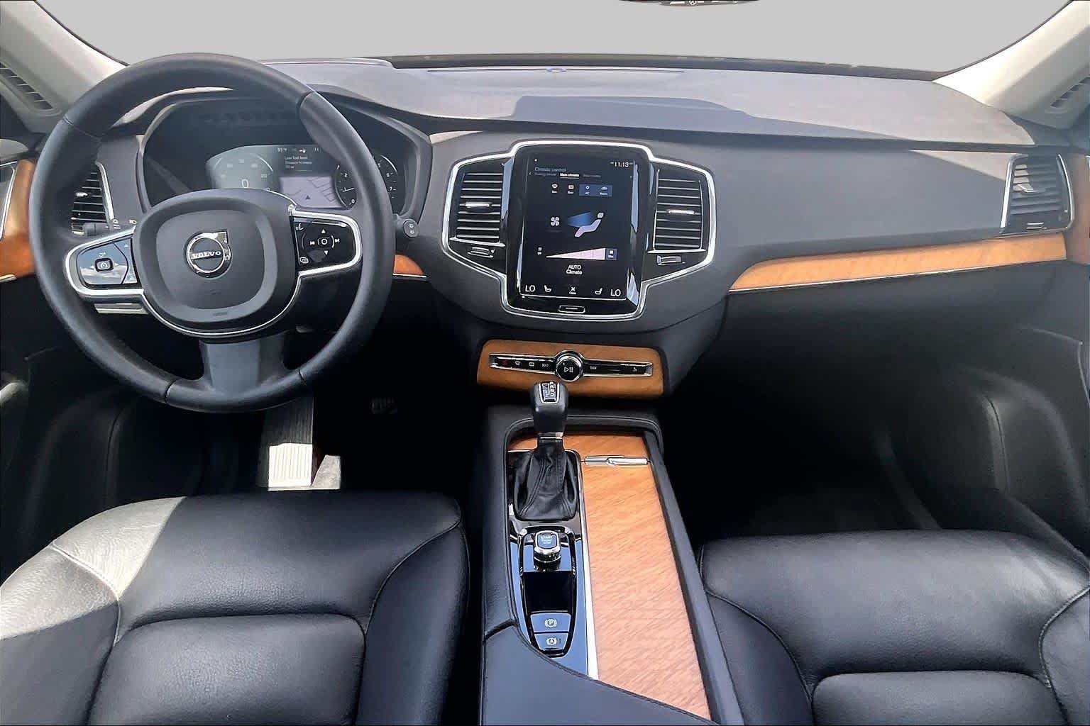 Used 2022 Volvo XC90 T6 Momentum w/ Advanced Package AWD/4WD image 15