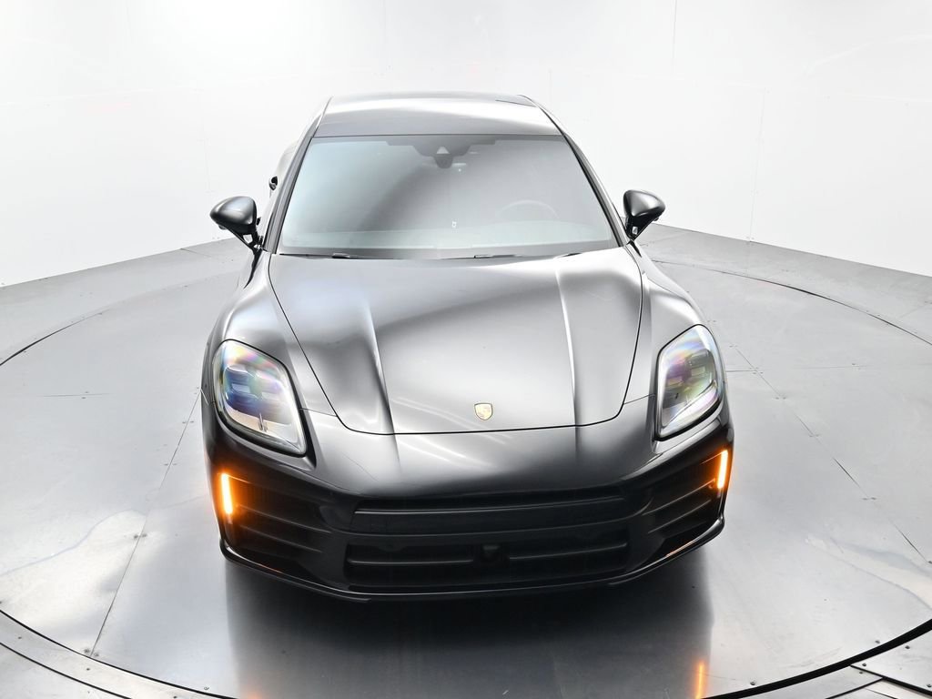 Used 2026 Porsche Panamera image 43