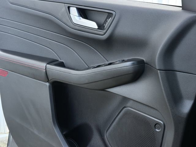 Used 2024 Ford Escape ST-Line image 24