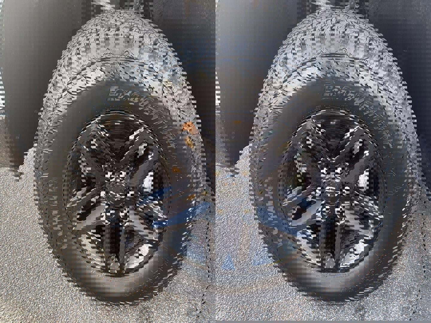 Used 2024 Chevrolet Silverado 1500 LT Trail Boss w/ Protection Package image 11