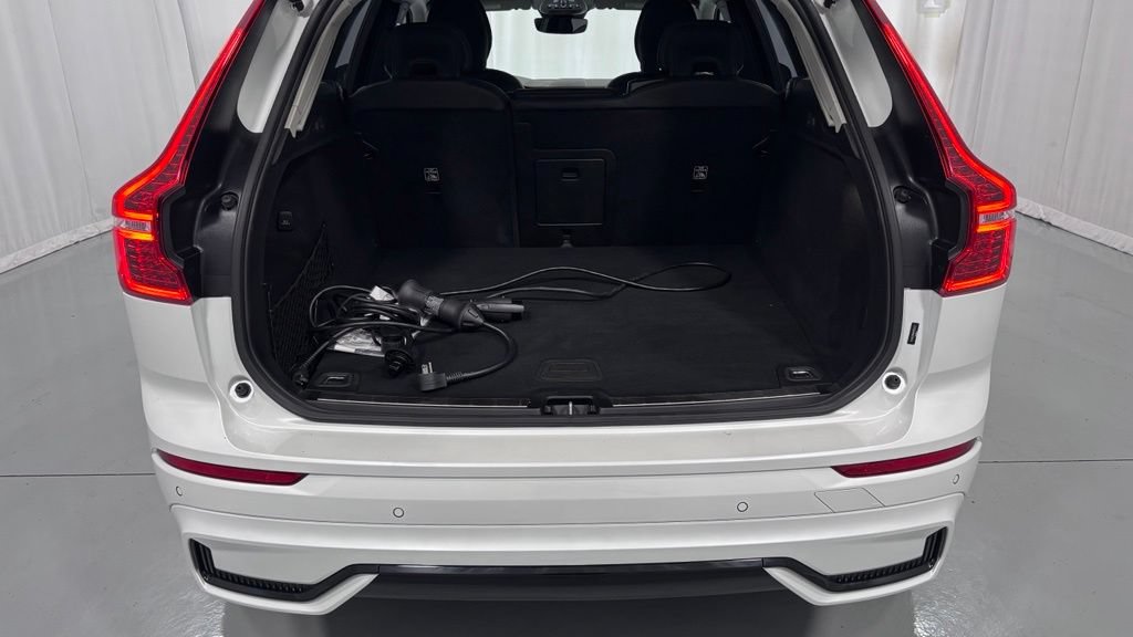 Certified 2024 Volvo XC60 T8 Ultimate AWD/4WD image 28