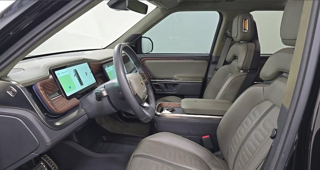 Used 2022 Rivian R1T Adventure AWD/4WD image 4