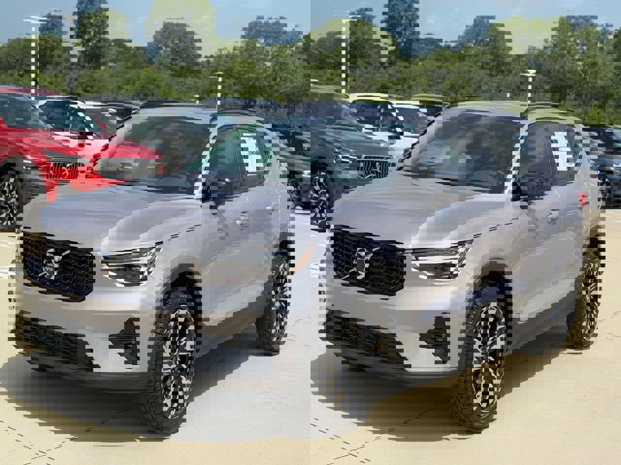 New 2026 Volvo XC40 B5 Ultra w/ Protection Package Premier video 2