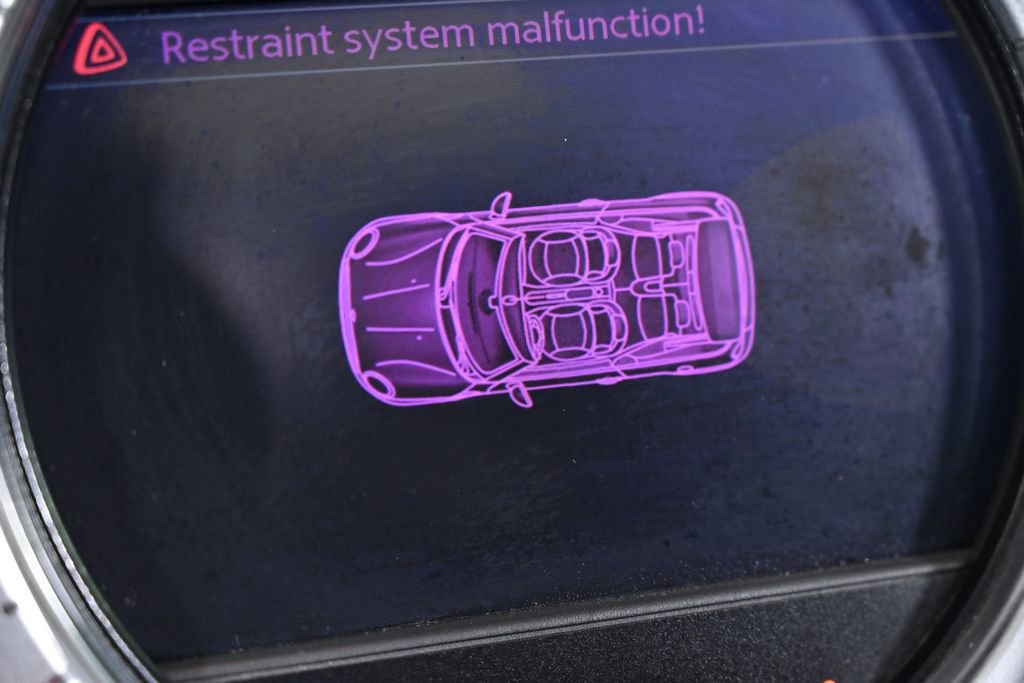 Used 2011 MINI Cooper S image 17
