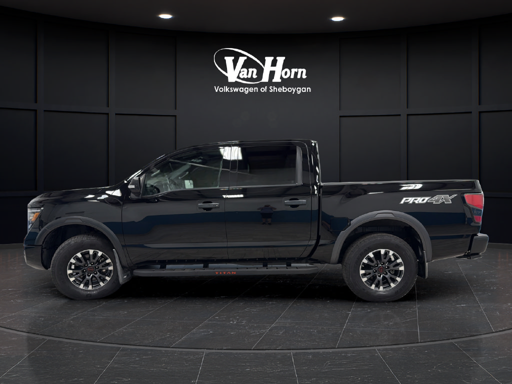 Used 2023 Nissan Titan PRO-4X w/ Pro-4x Convenience Package AWD/4WD image 4
