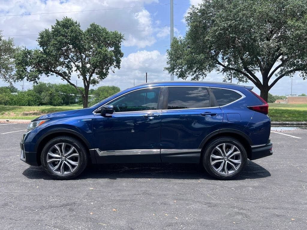 Used 2022 Honda CR-V Touring image 3