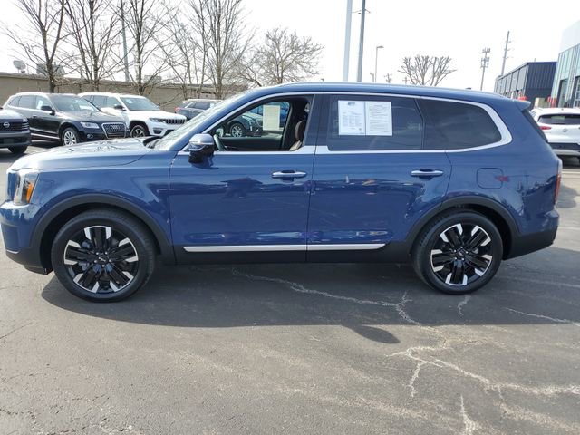 Used 2024 Kia Telluride SX w/ Towing Package image 4