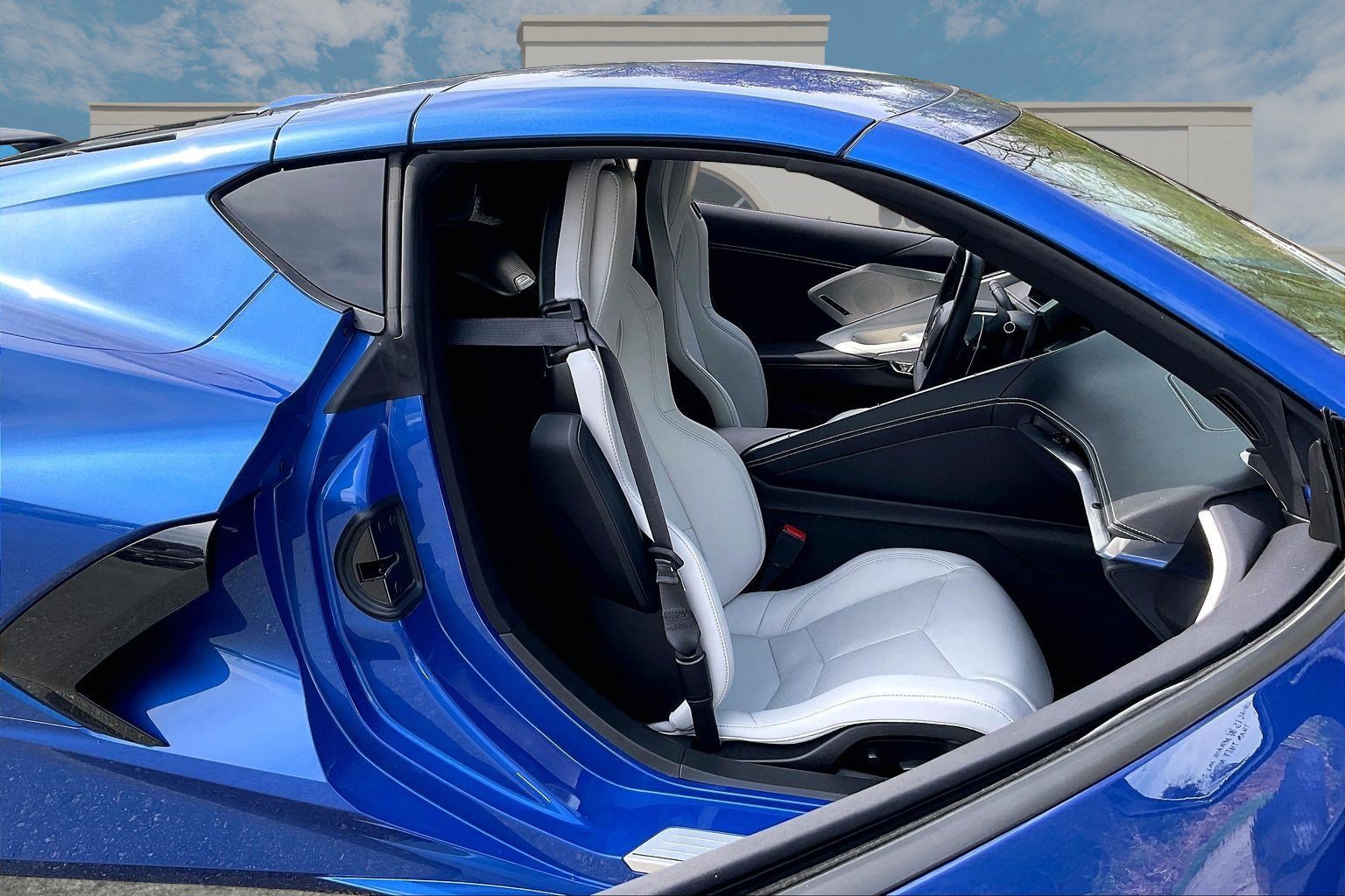 Used 2021 Chevrolet Corvette Stingray Preferred Cpe w/ Battery Protection Package RWD image 7